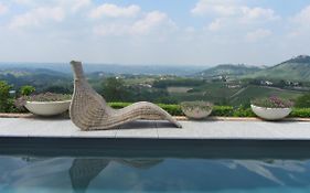 Reva Residences And Pool